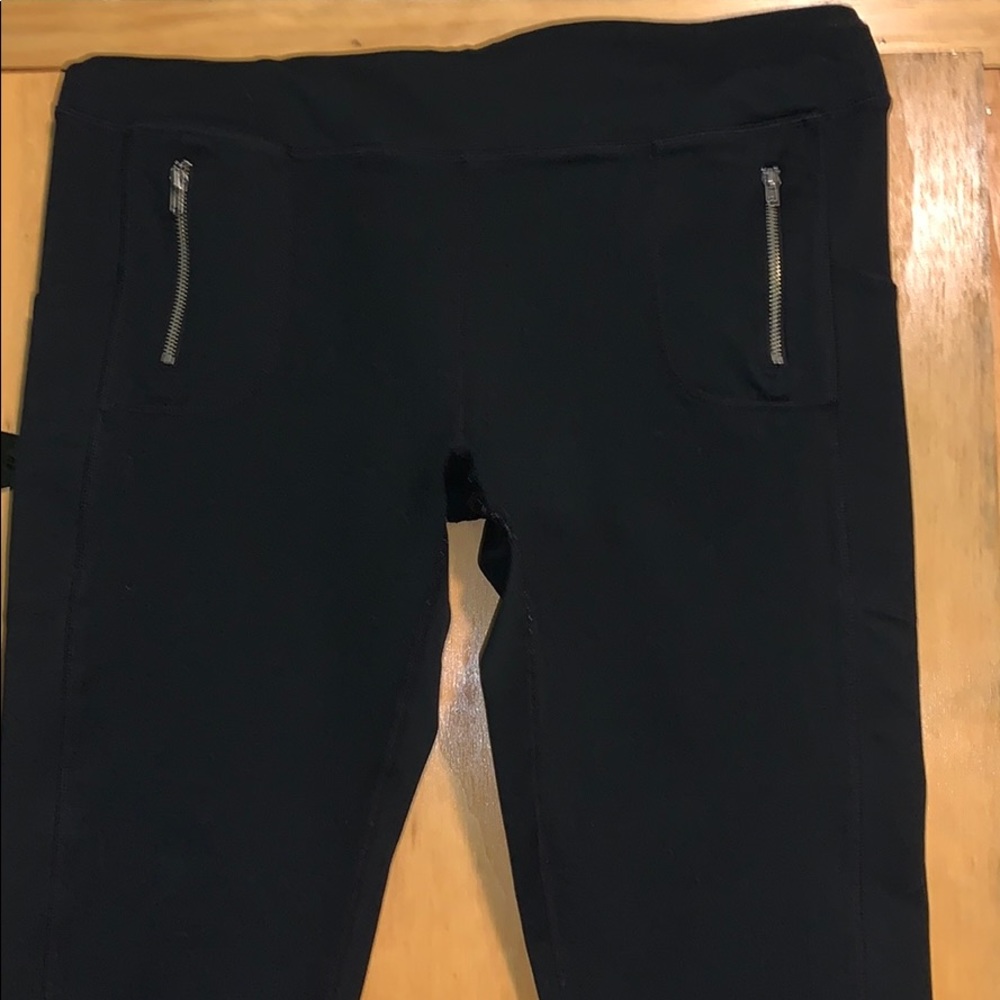 Fabletics 7/8 leggings with pockets